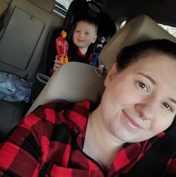 Meet your Posher, Danielle - Picture 1 of 1